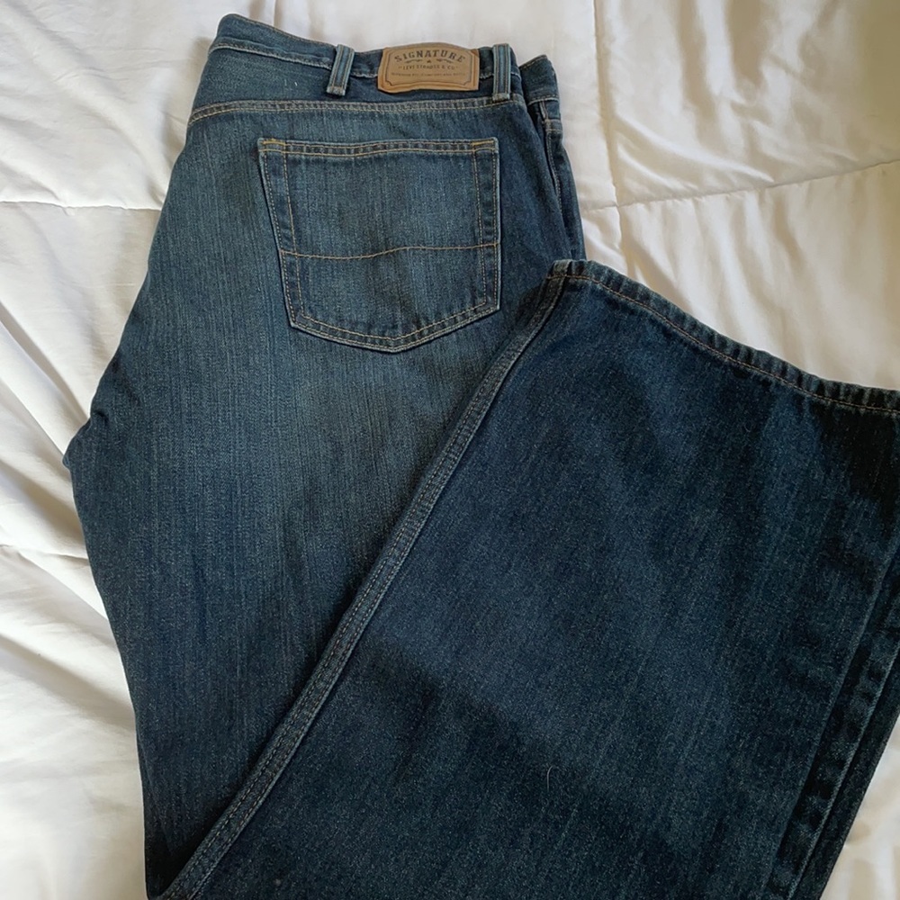 Levi’s signature denim boot cut size 42 x 30 new without tags